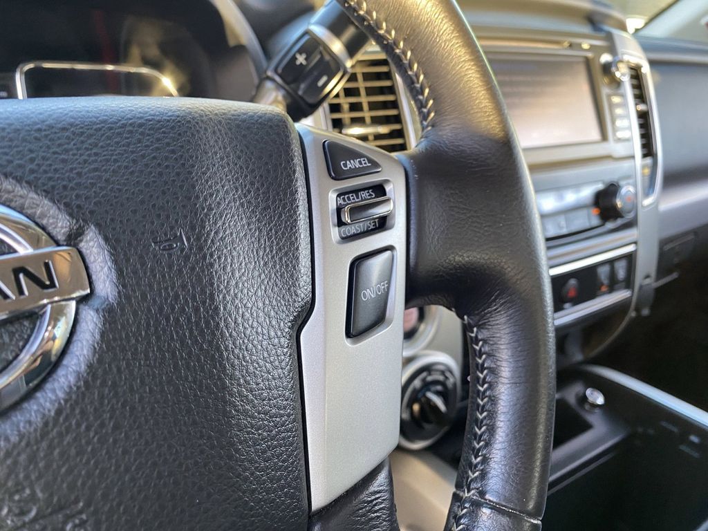 2018 Nissan Titan XD Pro-4X - Photo 25