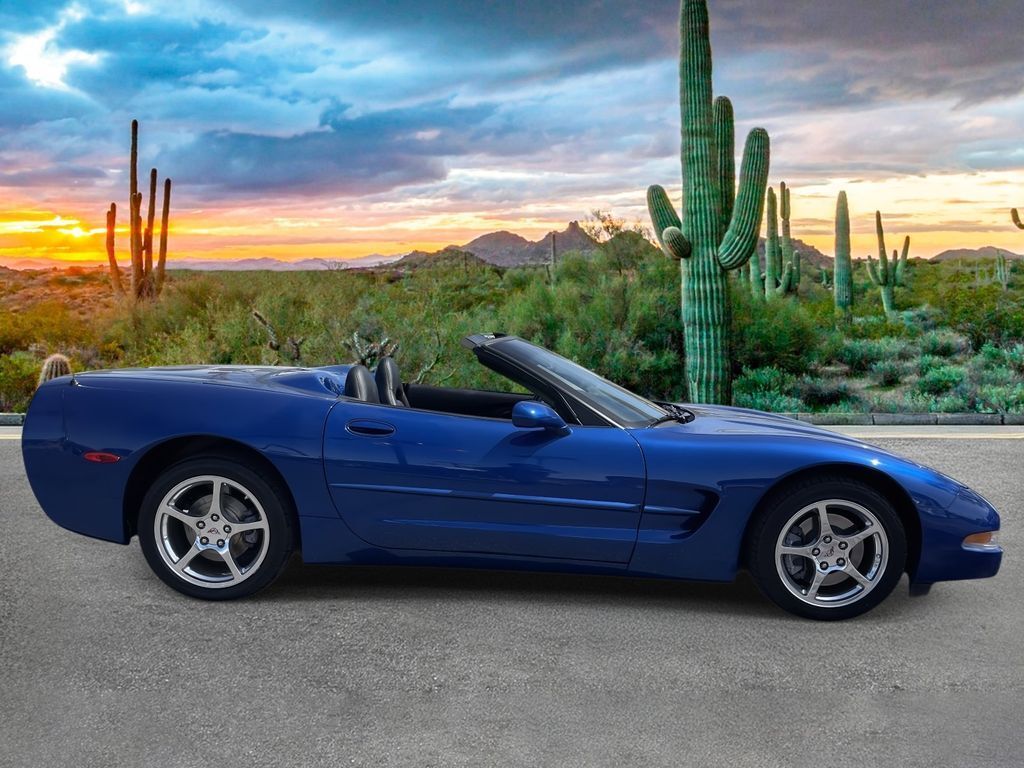 2003 Chevrolet Corvette Base - Photo 2