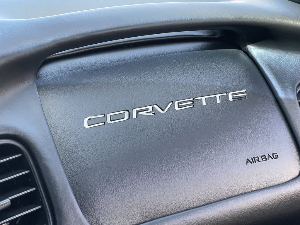 2003 Chevrolet Corvette Base - Photo 24