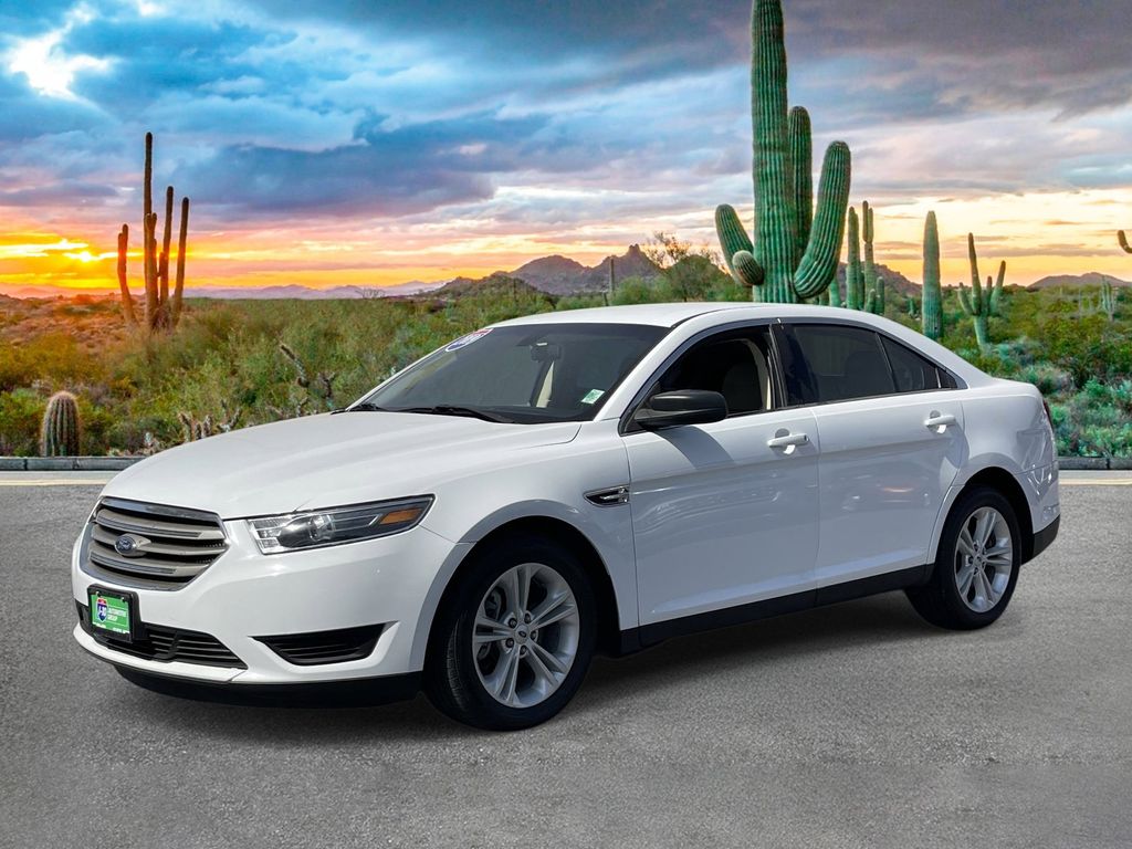 2019 Ford Taurus SE - Photo 7