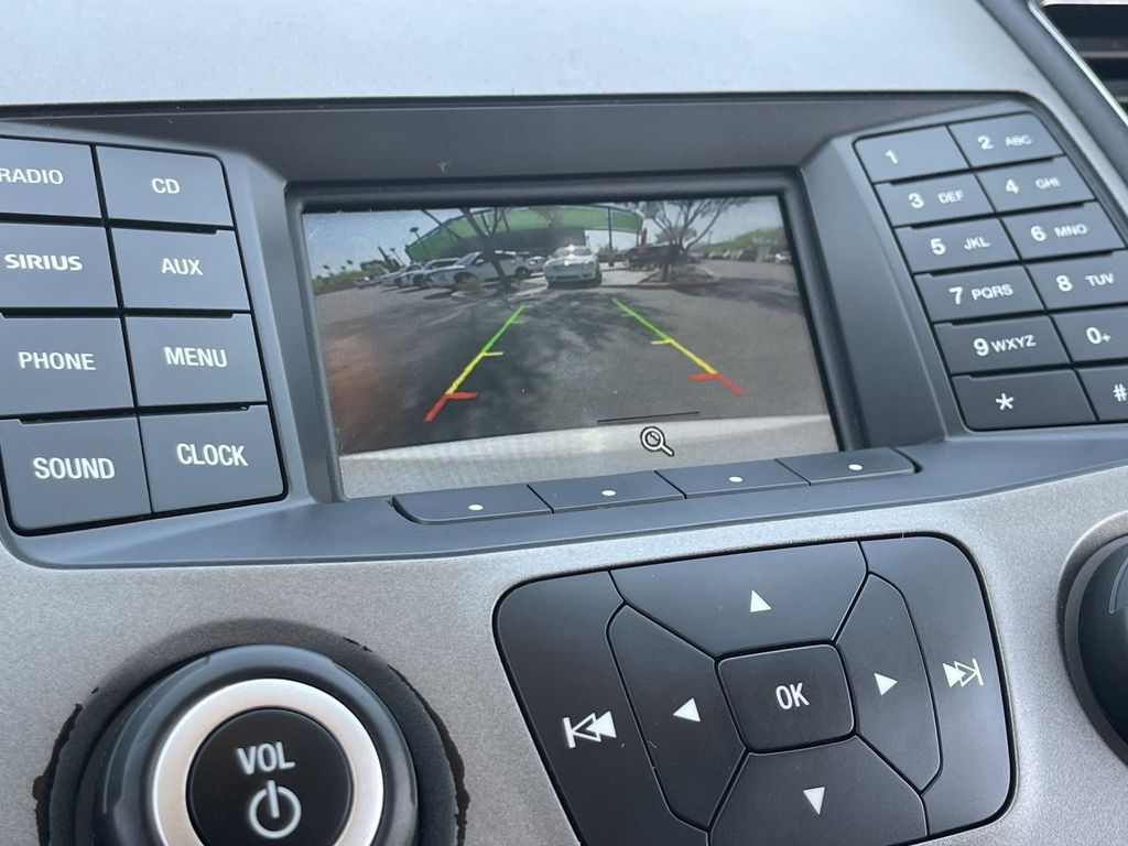 2019 Ford Taurus SE - Photo 27