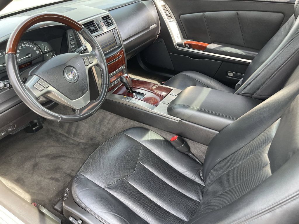 2007 Cadillac XLR Base - Photo 16