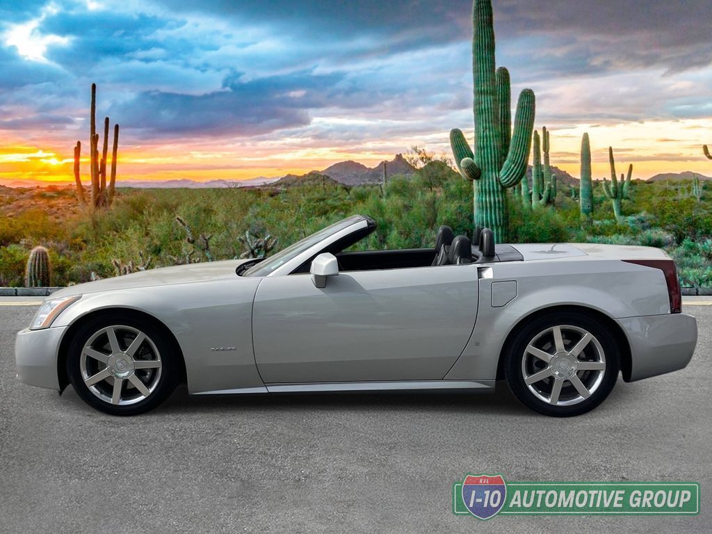 2007 Cadillac XLR Base - Photo 6