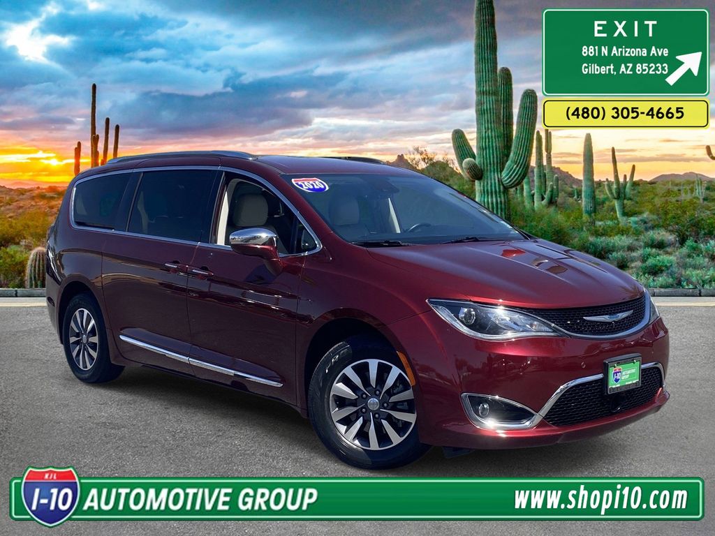 2020 Chrysler Pacifica Hybrid Limited's photo