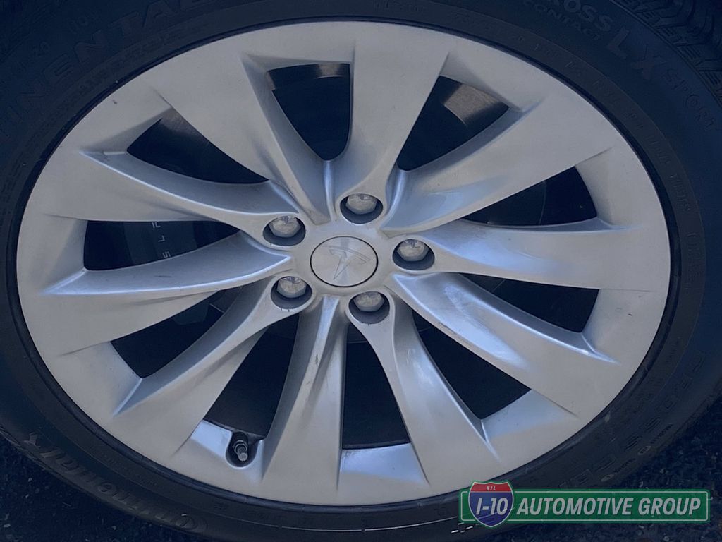2018 Tesla Model X 100D - Photo 8