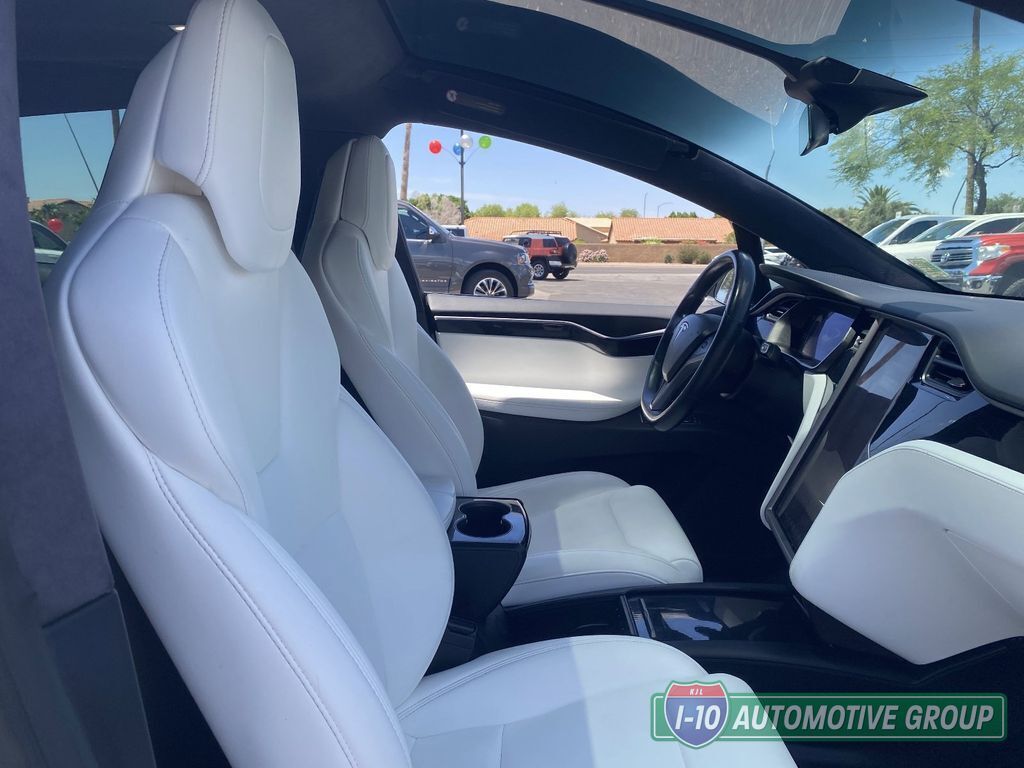 2018 Tesla Model X 100D - Photo 12