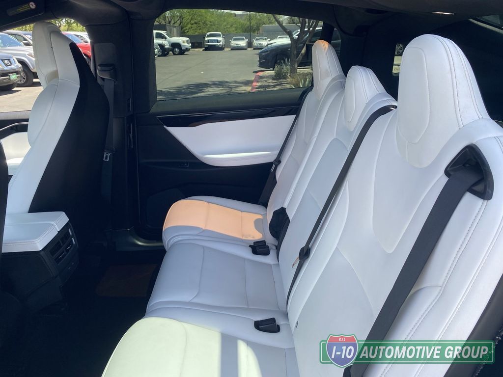 2018 Tesla Model X 100D - Photo 16