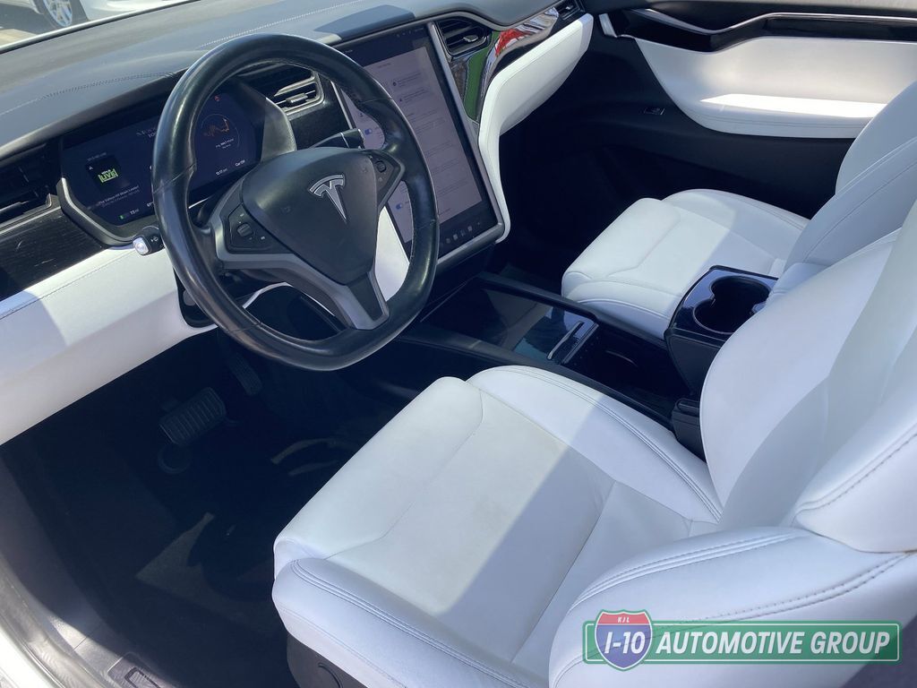 2018 Tesla Model X 100D - Photo 17