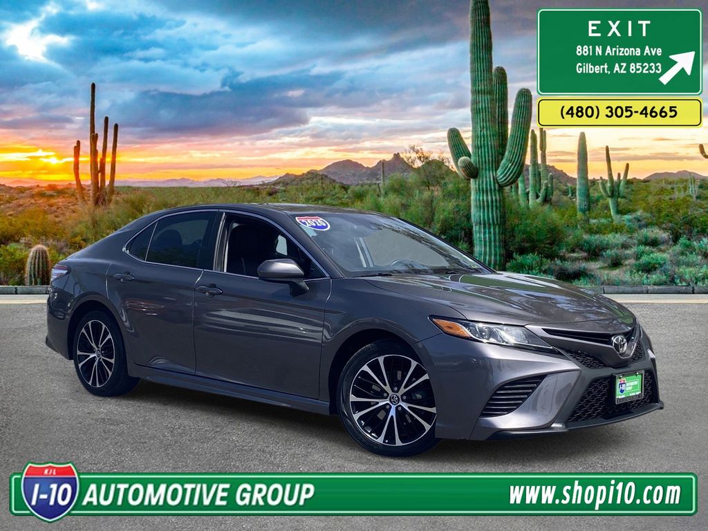 2020 Toyota Camry 2.5 Auto SE's photo