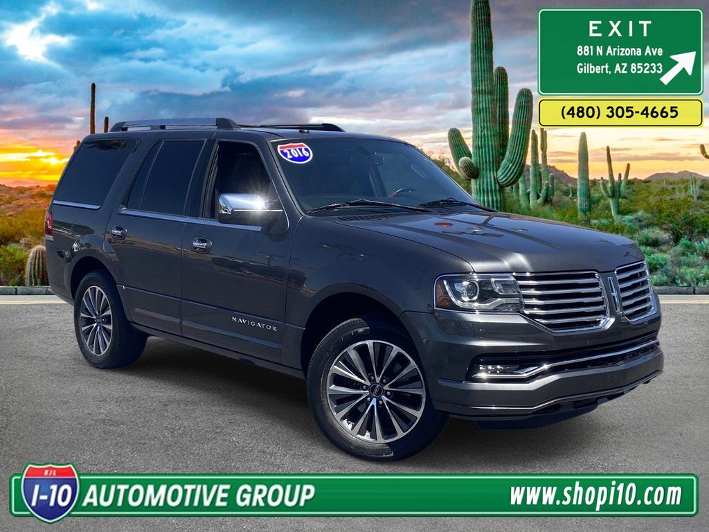 2016 Lincoln Navigator 4x4 Select's photo