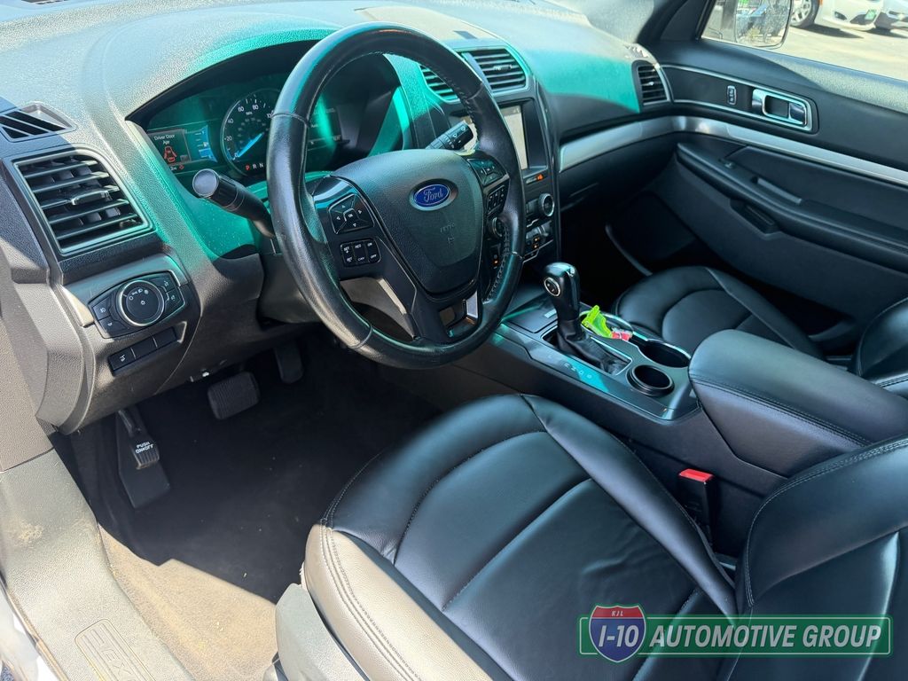 2019 Ford Explorer XLT - Photo 17