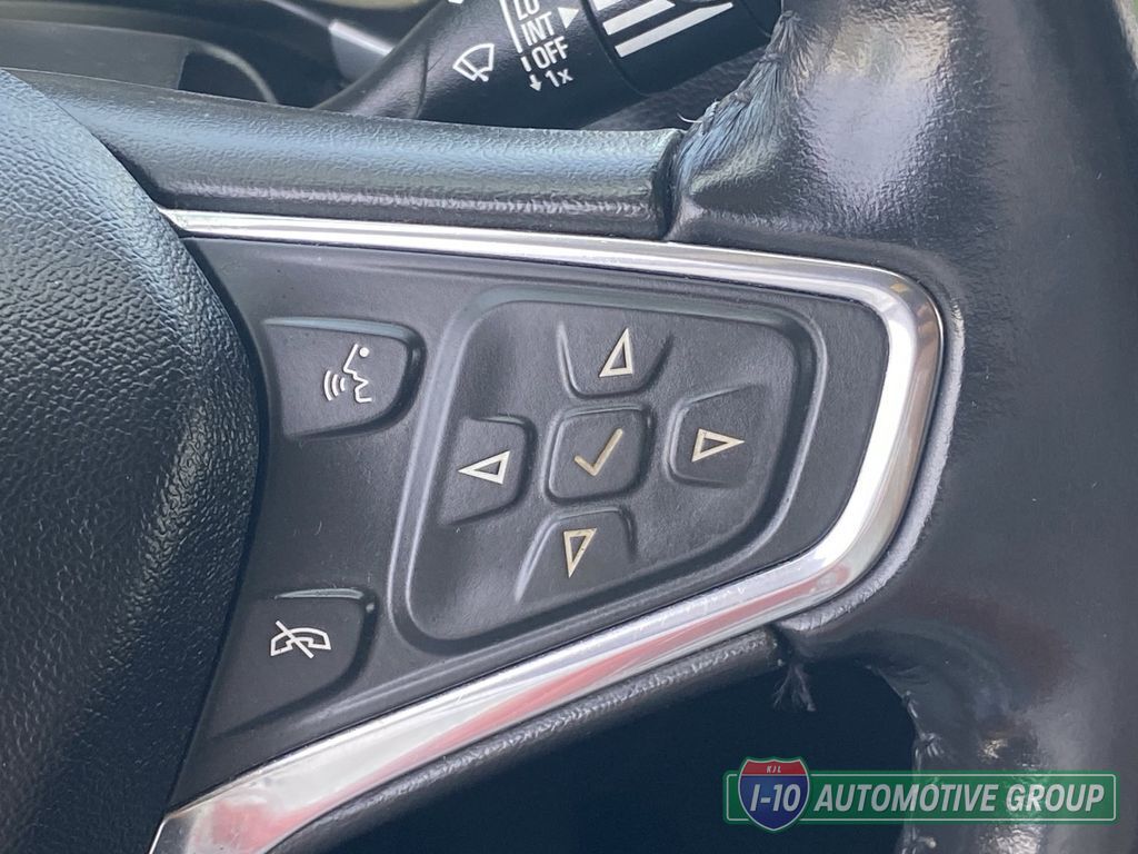 2020 Chevrolet Equinox LT - Photo 23
