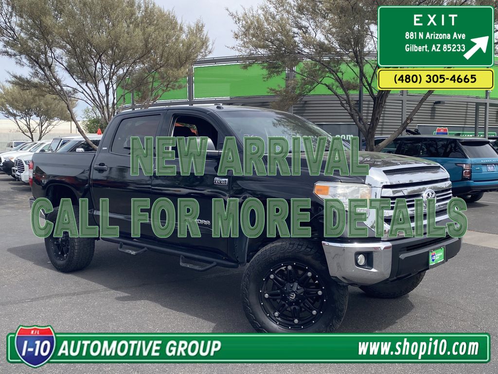 2017 Toyota Tundra SR5 5.7L 4WD Crew Max Short Bed's photo