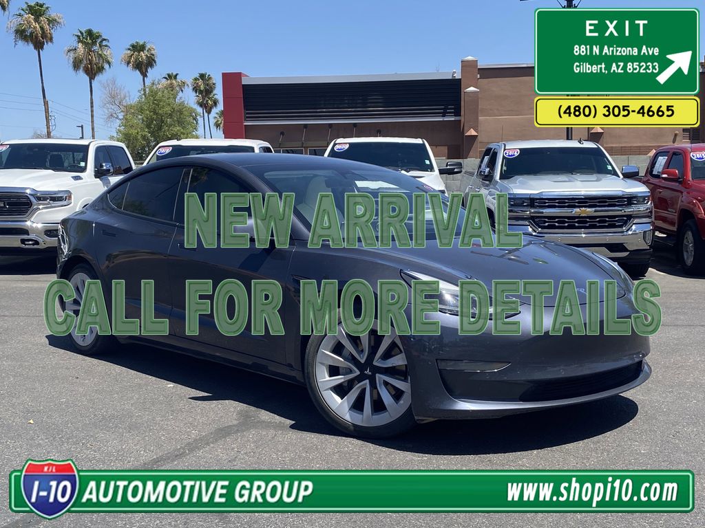 2022 Tesla Model 3 Standard Range Plus's photo