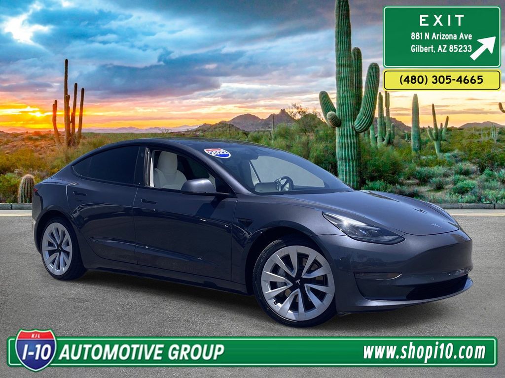 2022 Tesla Model 3 Standard Range Plus's photo
