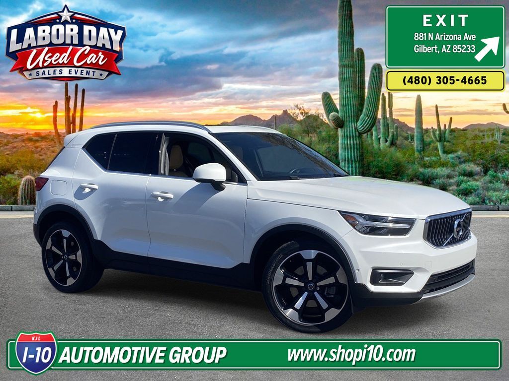 2019 Volvo XC40 Inscription