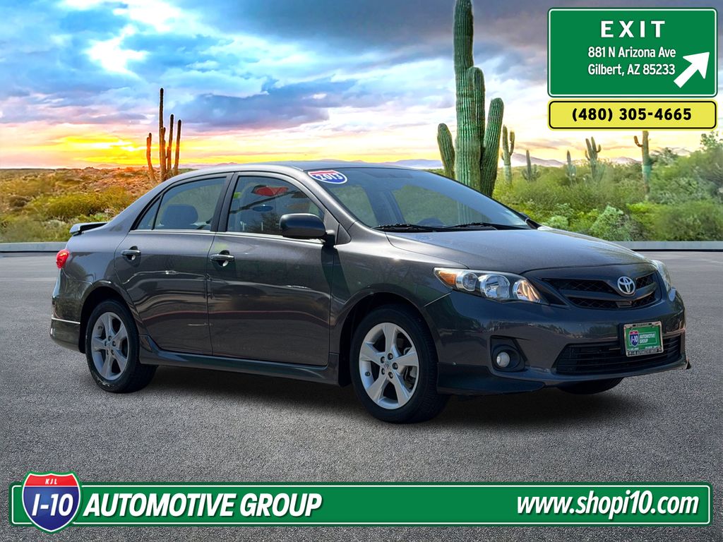 Magnetic Gray Metallic 2013 Toyota Corolla Sedan Front-Wheel Drive Automatic