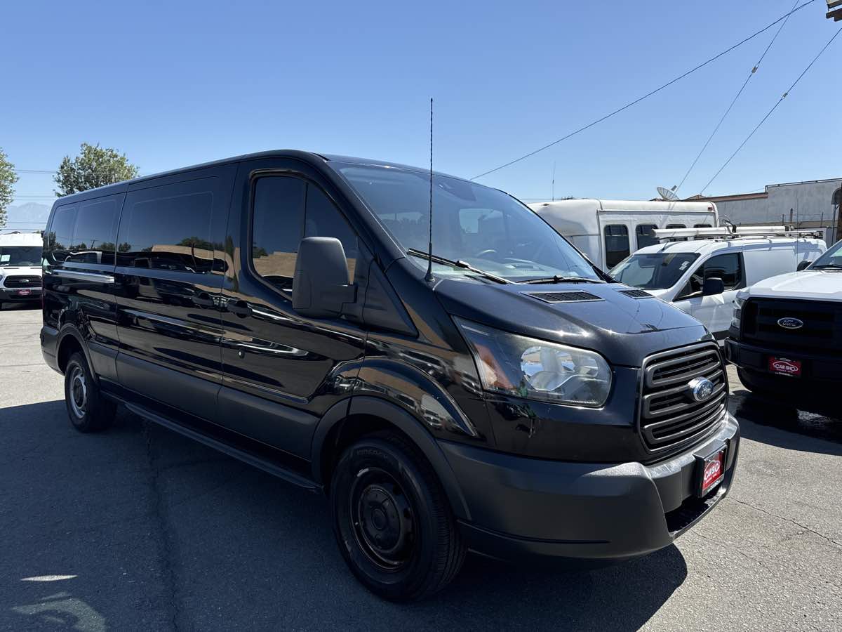 2016 Ford Transit XL photo 4