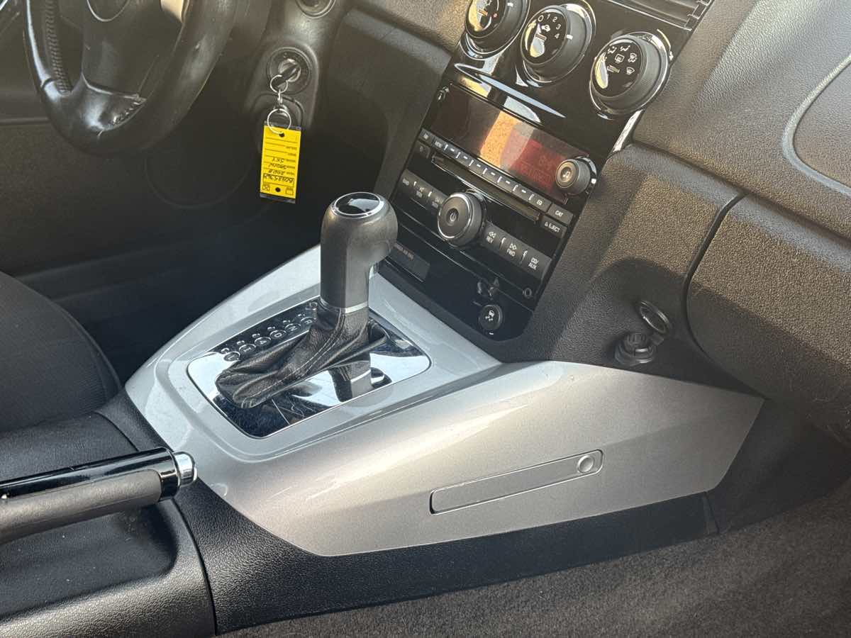 2008 Saturn Sky photo 17