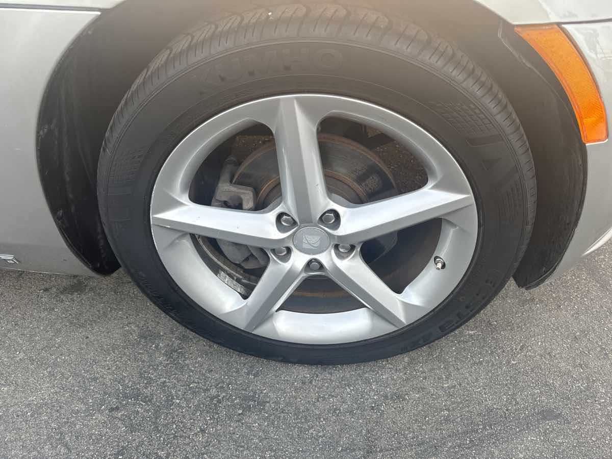 2008 Saturn Sky photo 19