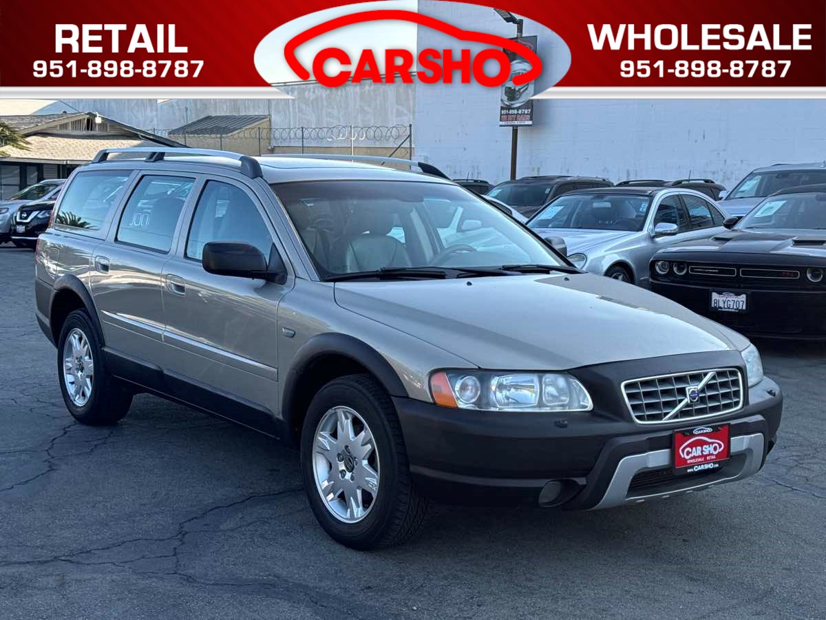 2005 Volvo XC70 