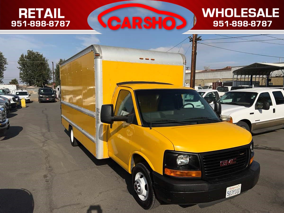 2012 GMC Savana Commercial Cutaway Work Van