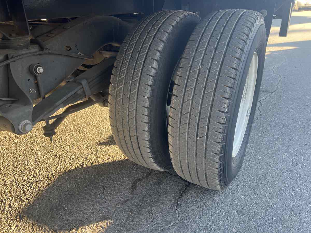 2022 Ford E-450 photo 7