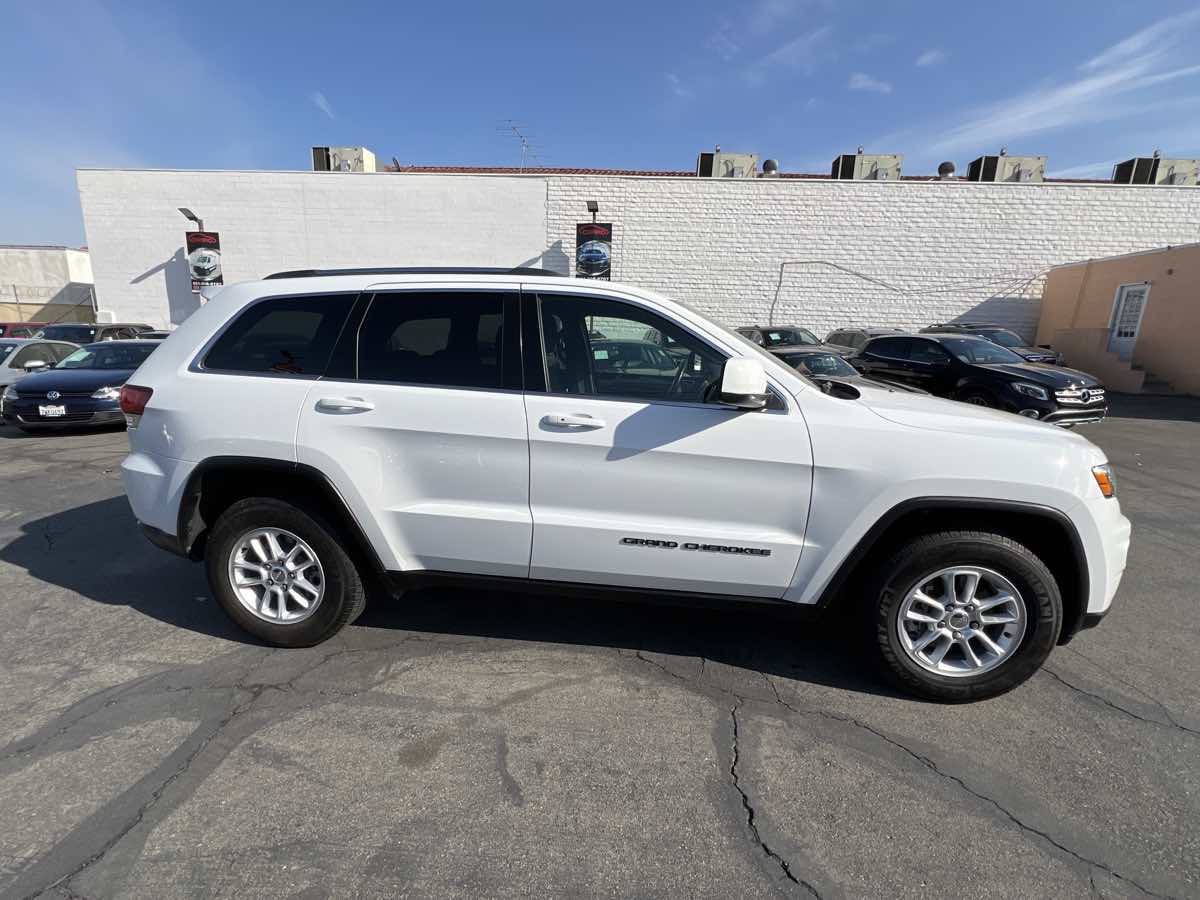2020 Jeep Grand Cherokee Laredo E photo 7