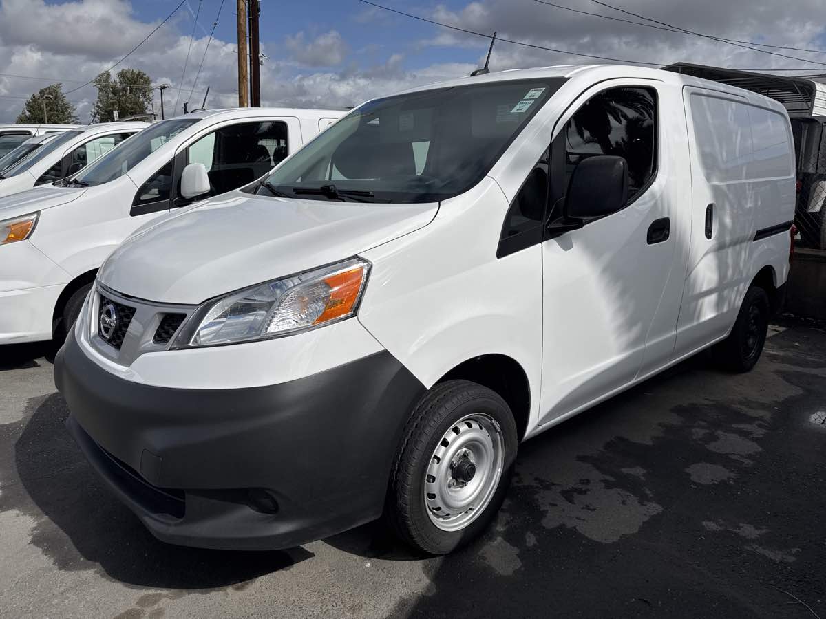 2020 Nissan NV200 S photo 4