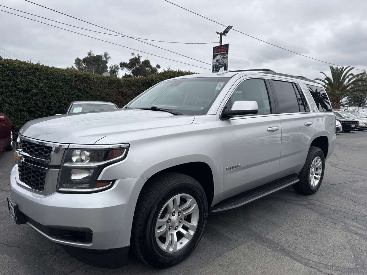 2018 Chevrolet Tahoe LT photo 4