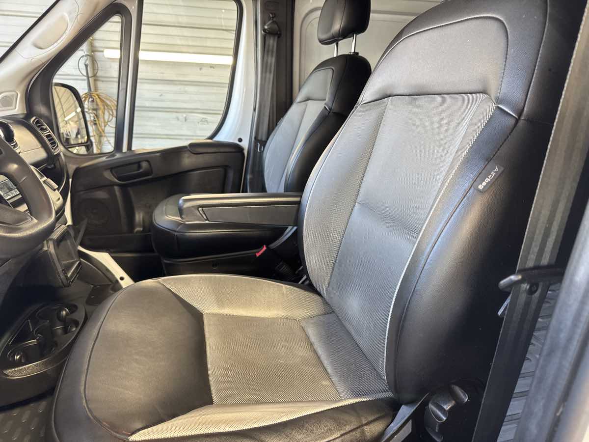 2023 Ram ProMaster 2500 photo 4