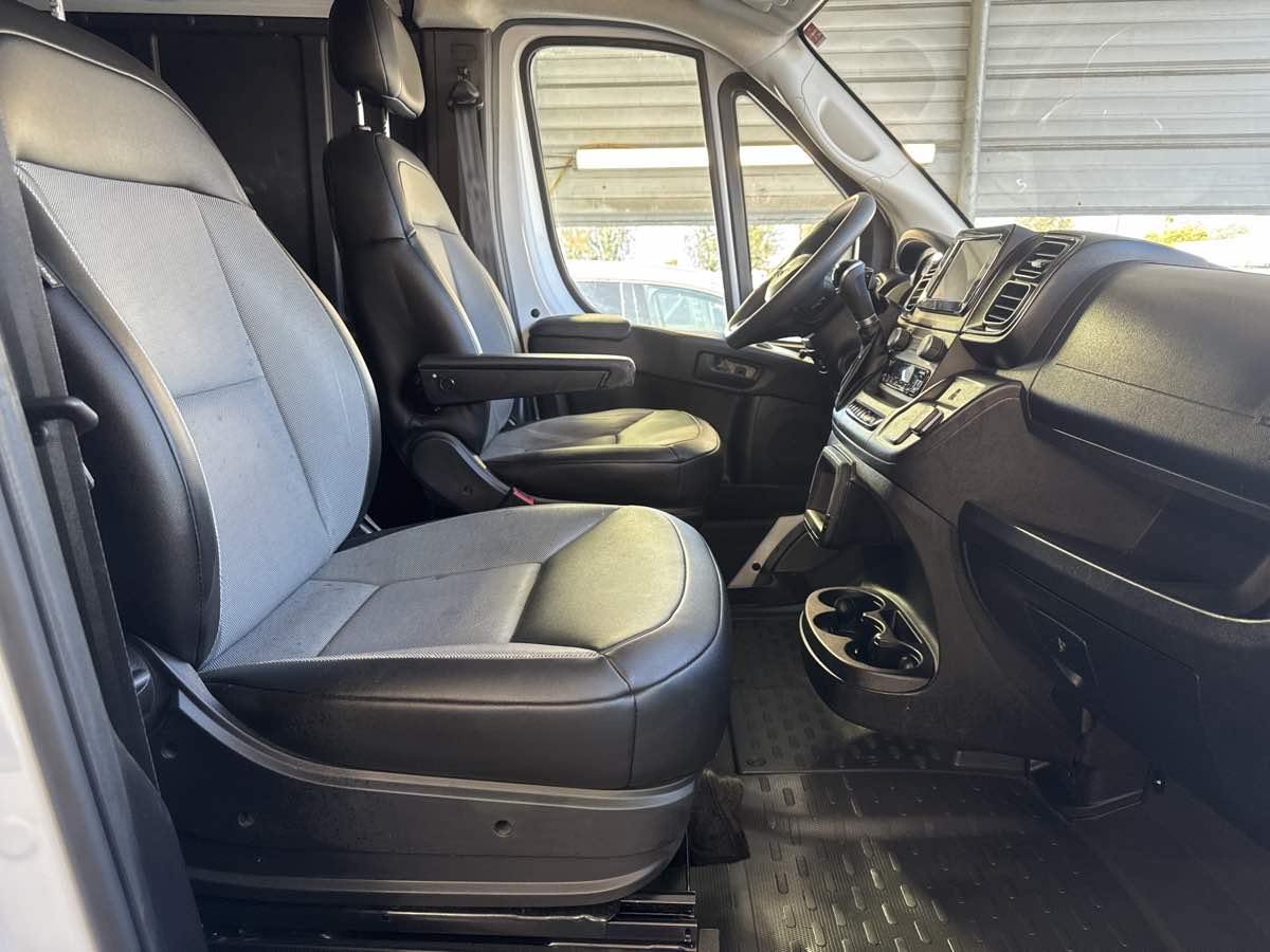 2023 Ram ProMaster 2500 photo 6