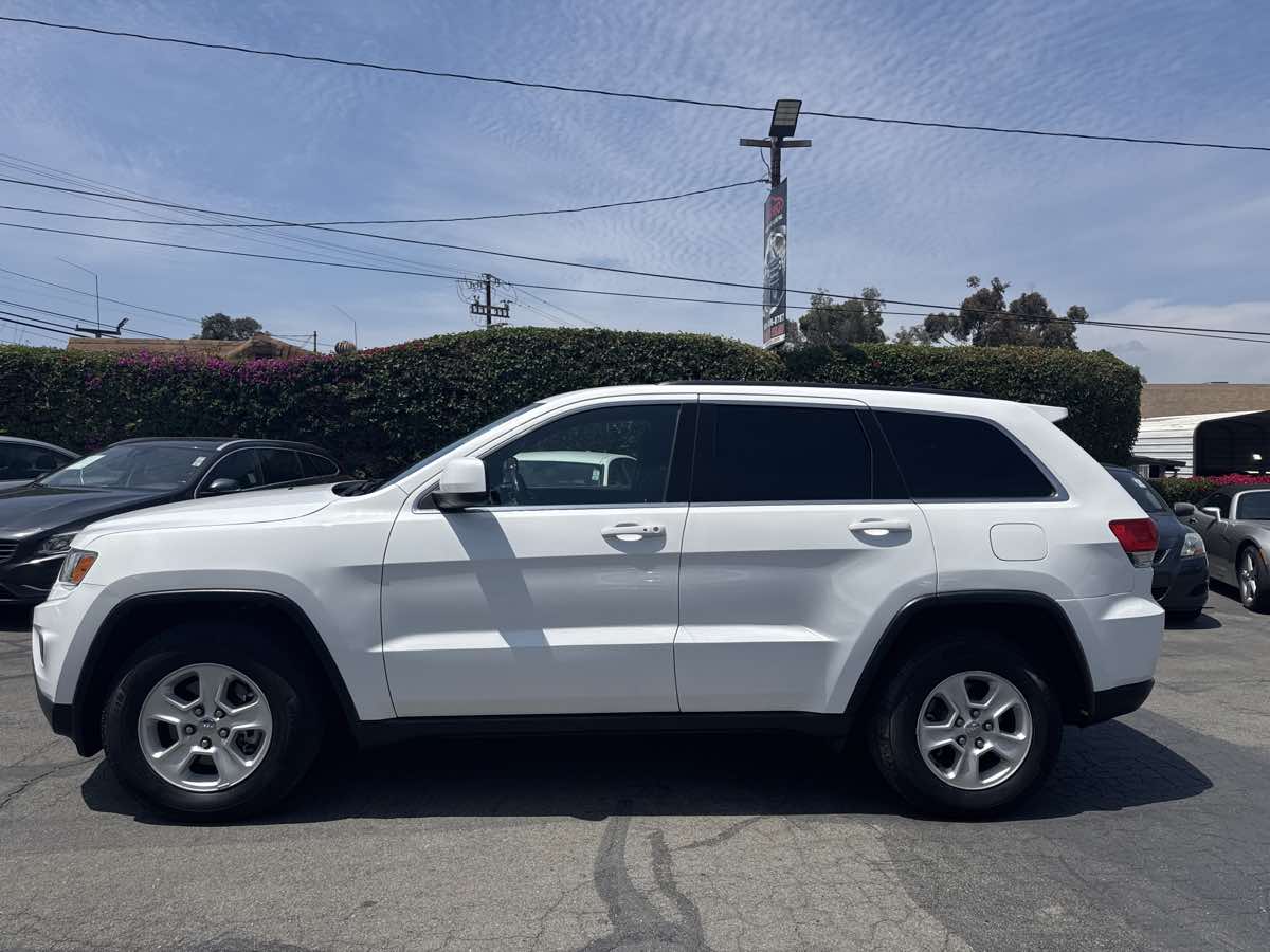 2015 Jeep Grand Cherokee Laredo photo 4