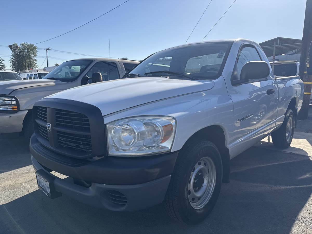 2007 Dodge Ram ST photo 2