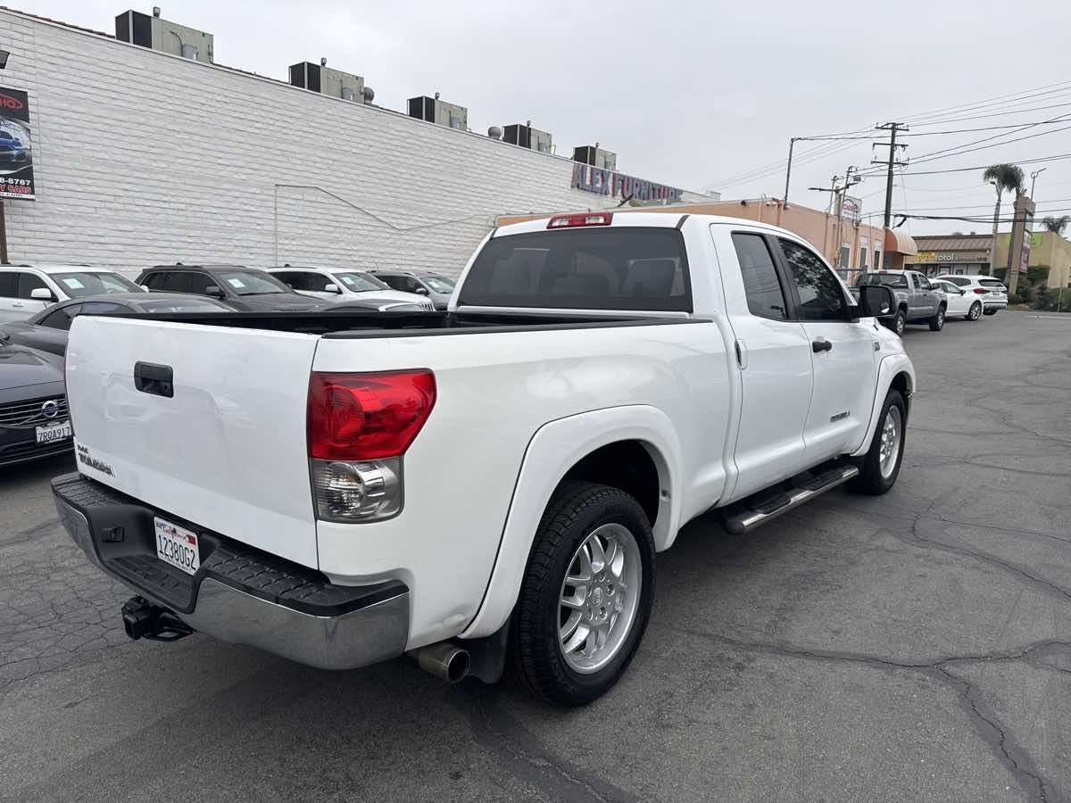 2009 Toyota Tundra SR5 photo 7