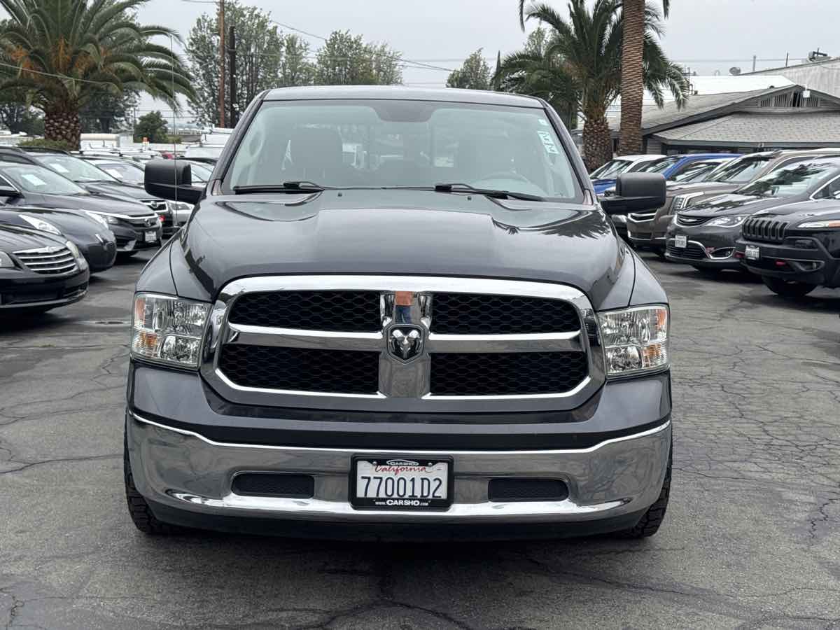 2017 Ram 1500 SLT photo 2