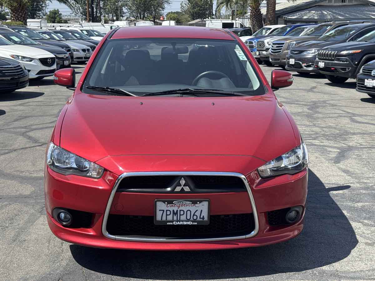 2015 Mitsubishi Lancer SE photo 2