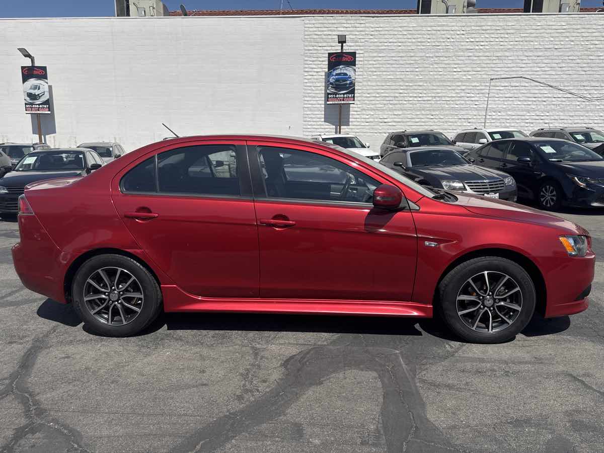 2015 Mitsubishi Lancer SE photo 7