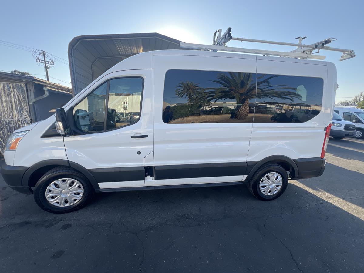 2016 Ford Transit XL photo 3