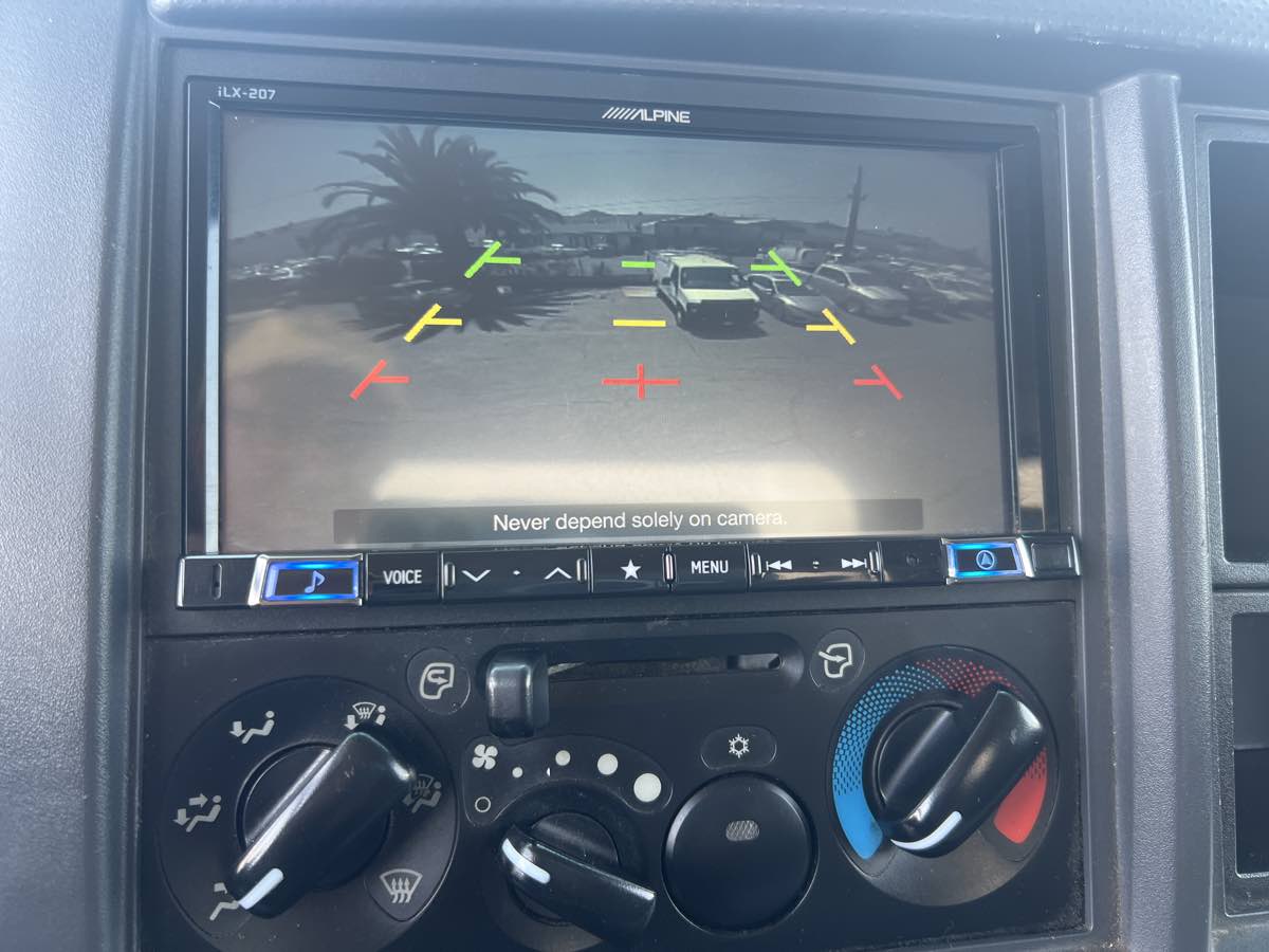 2020 Isuzu NPR photo 16