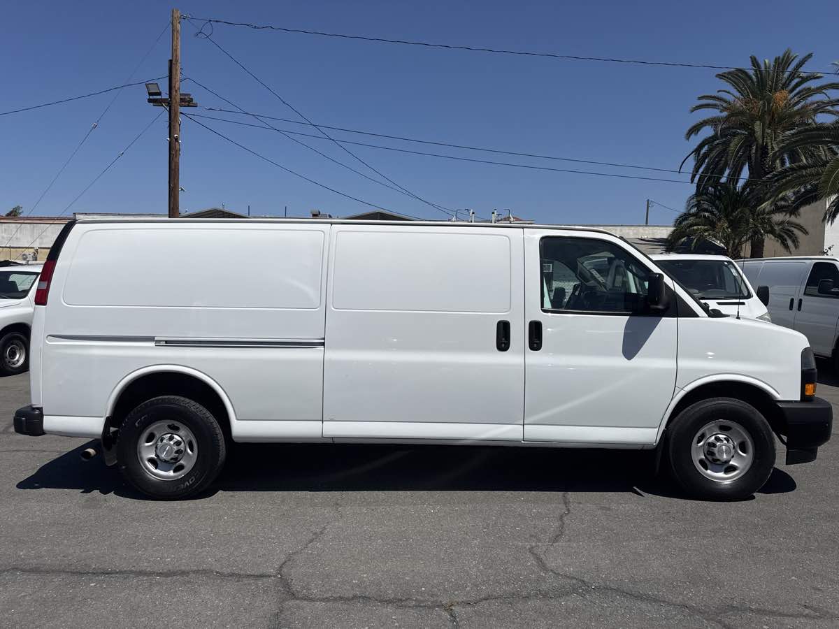 2019 Chevrolet Express Cargo 3500 Van photo 8