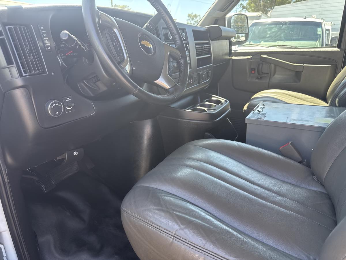 2019 Chevrolet Express Cargo 3500 Van photo 10