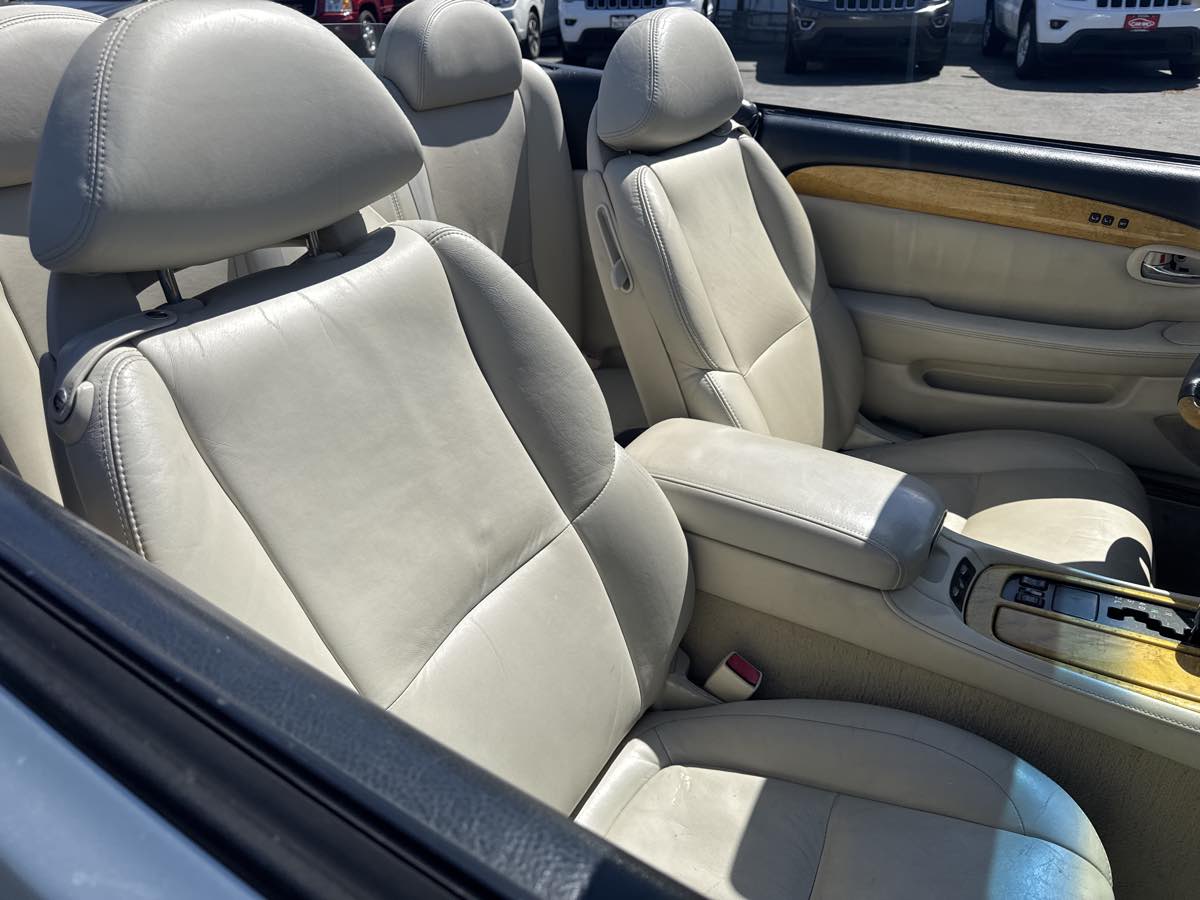 2003 Lexus SC 430 photo 10