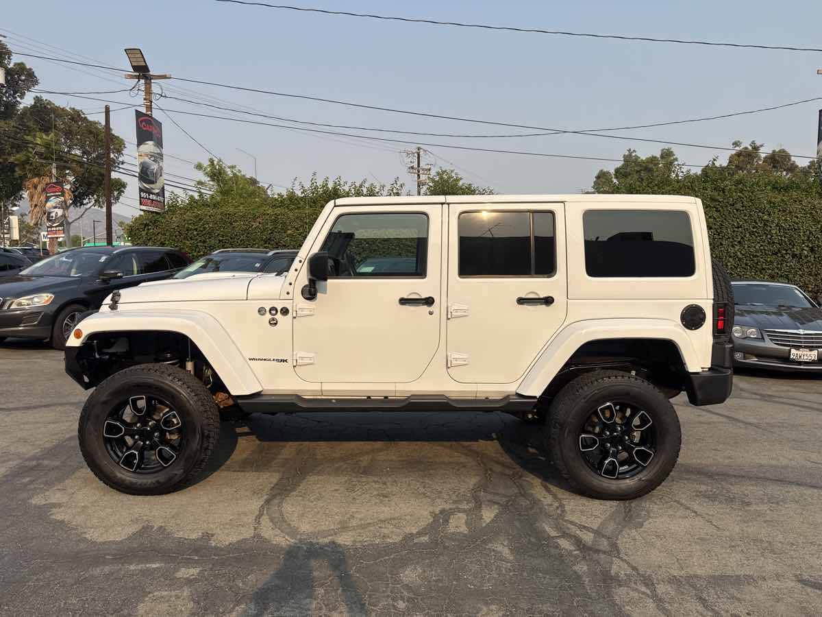 2018 Jeep Wrangler Unlimited Altitude photo 4
