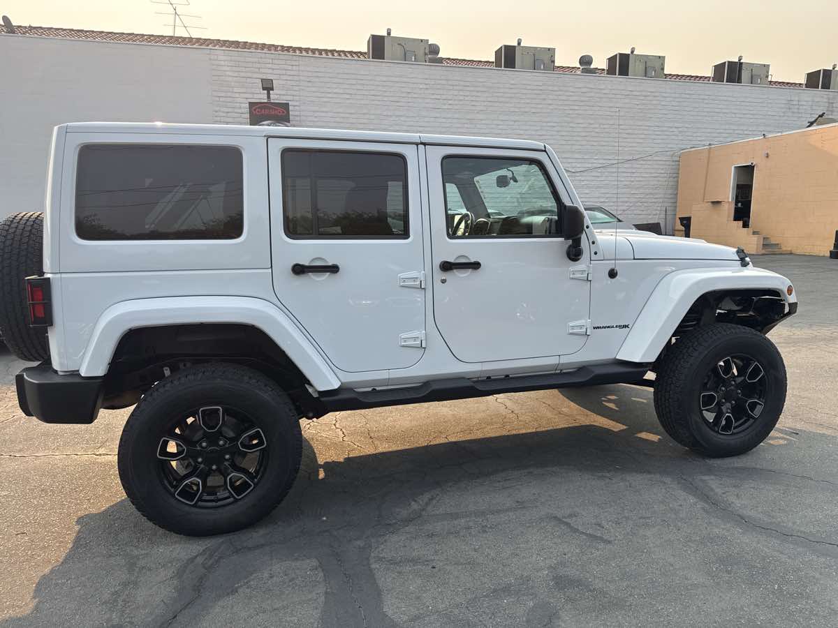 2018 Jeep Wrangler Unlimited Altitude photo 8