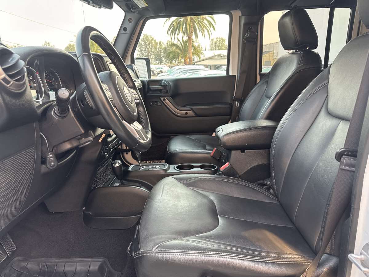 2018 Jeep Wrangler Unlimited Altitude photo 10