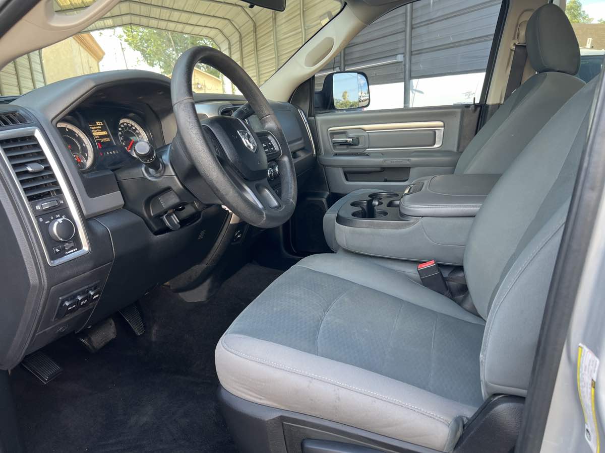 2017 Ram 2500 SLT photo 9
