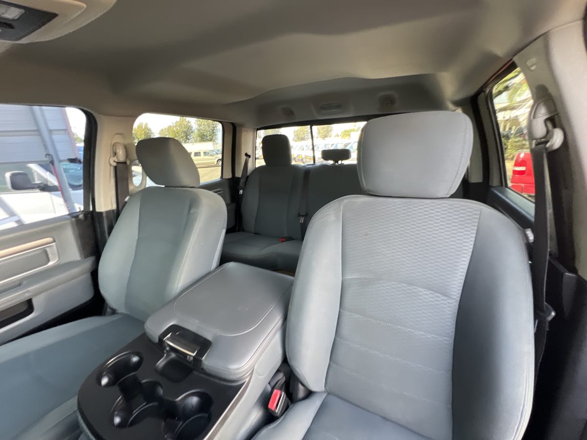 2017 Ram 2500 SLT photo 12