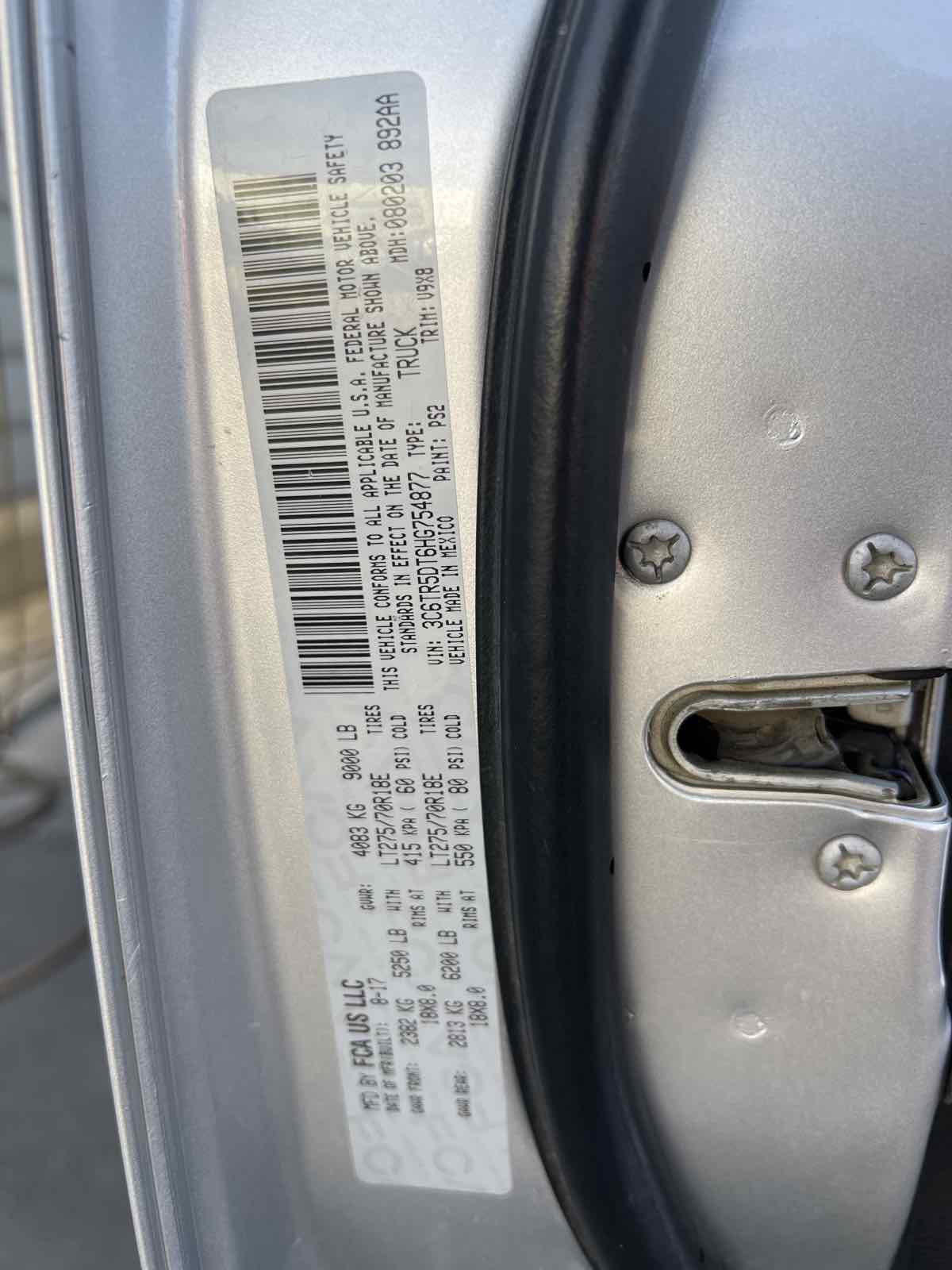 2017 Ram 2500 SLT photo 17