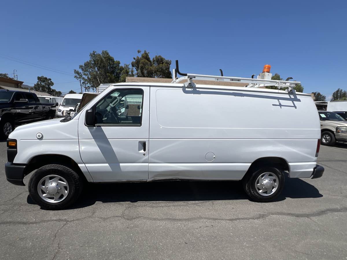 2013 Ford E-150 photo 6